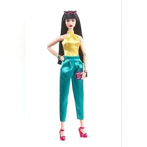 Barbie Signature Looks Collectible Doll #19 With Mix & Match Fashions Gift Glam